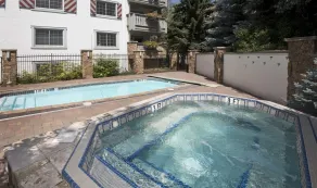 9 Vail Road Vail Village 2 to 4 Bedrooms by Vail Realty - Pool