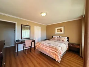 Royal Inn and Suites - Zimmer