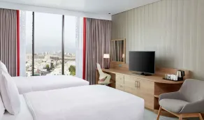 Hilton Garden Inn Muscat Al Khuwair - Room