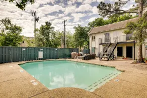 Stylish Condo w/ Pool in Knox Henderson! - Innenbereich