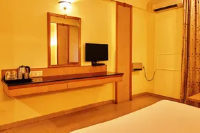 Hotel Roopa - Room