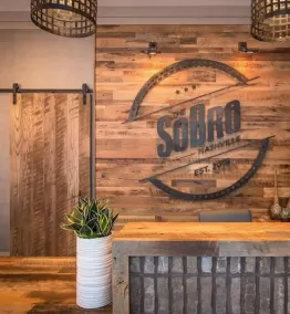 Placemakr Premier SoBro - Lobby
