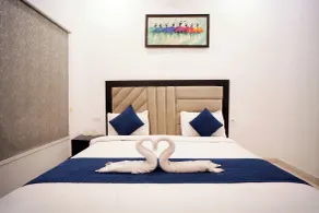 The Nines Hotel & Restro - Chambre
