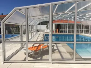 9Arches - Pool