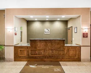 Rodeway Inn & Suites Salina South - Hall