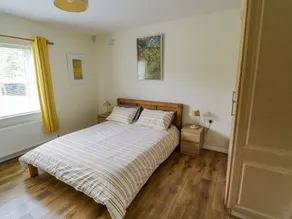 2 Castle Cove - Room