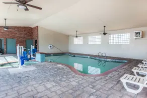 Comfort Inn & Suites Near Fallon Naval Air Station - Piscine