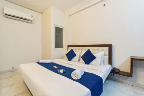 LOTO Inn Hotel Vijay Nagar - Room
