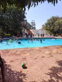 Green Hills Resort - Piscine