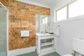 Lismore Wilson Motel - Bathroom