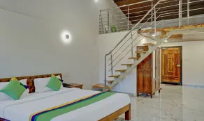 Hotel Lake Paradise Mahabaleshwar - Room