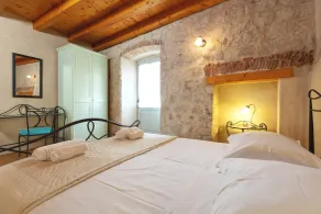 Villa Mama - Traditional Apartments in Omis, free parking - Room