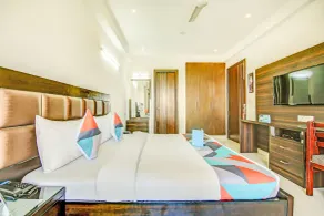 Via Hemkunt Residency - Room