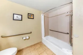 Comfort Inn & Suites San Bernardino - Chambre