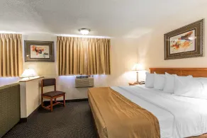 Brentwood Inn Clinton - Chambre