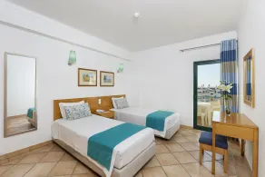 Oceanus Aparthotel - Room