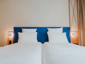 Mercure Brest Centre Port - Room