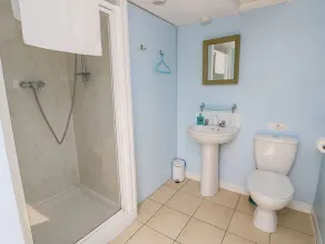 Stardust - Bathroom
