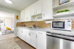 Seattle Garden Retreat: Walk to Water & Shops! - Innvendig