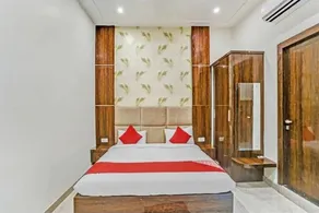 HOTEL MOHAN PALACE - Rum