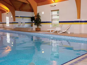 Eastwood Hall - Pool