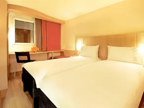 Ibis Girona - Chambre
