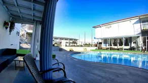 R Nite Star Hotel At Arlington Entertainment District - Piscine