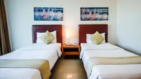 B2 Premier Hotel & Resort - Room