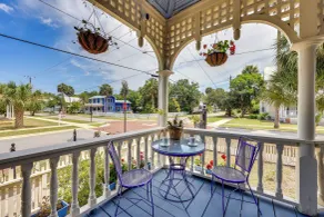 'grand Gables' Home: 1 Block to St Johns River! - Interiör