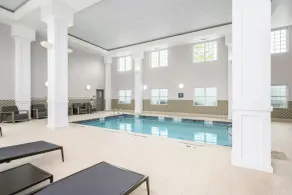Four Points by Sheraton Bedford Manchester Airport - Piscine