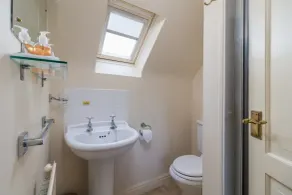 The Royal Oak - Bathroom
