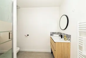 Villa Napoléon - Appart'hôtels au coeur d'Autun - Contact Hôtels - Bathroom