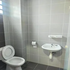 The Suncity Inn - Baño