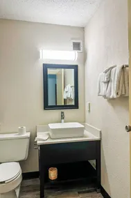 Jackson Hotel And Convention Center - Bagno