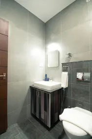 Athulya Residence Suite Rooms - Bad