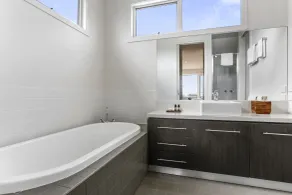 12 Apostles Accommodation Anchors Beach House with sea views - Salle de bain