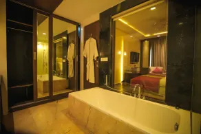 The Central Park Hotel - Bathroom