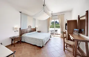 COLONNA GRAND HOTEL CAPO TESTA, a Colonna Luxury Beach Hotel, Santa Teresa Sardegna - Habitación