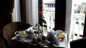 Pesaro Palace - Vue de la chambre