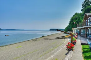 Relaxing Waterfront Escape ~ 11 Mi to Olympia - Innenbereich