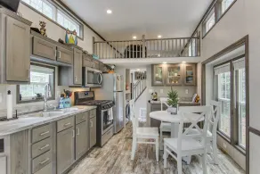 Tree-lined Cabin w/ Grill in Penrose! - Innvendig