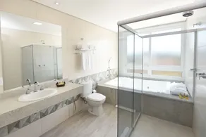 Hotel Alles Berg - Bathroom
