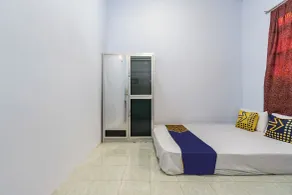 SPOT ON 93966 Dhiya Guest House Syariah - Room