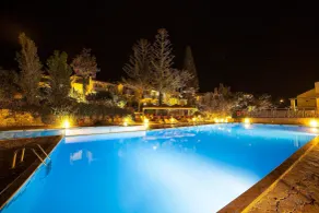 Elpida Village - Piscine