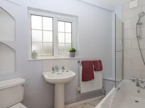 Glebe Cottage - Bathroom