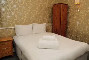 Hotel 1843 Reading - Room