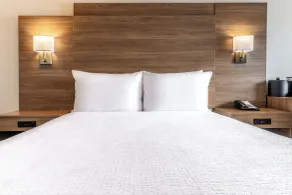 Atrium Hotel Vancouver - Chambre