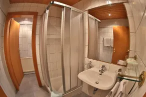 Hotel Garni Romantika - Baño