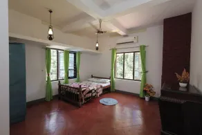 Taaraa Loca - Yoga , Spiritual n Dorms - Zimmer