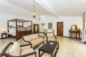 Mountbatten Bungalow- Thema Collection - Room